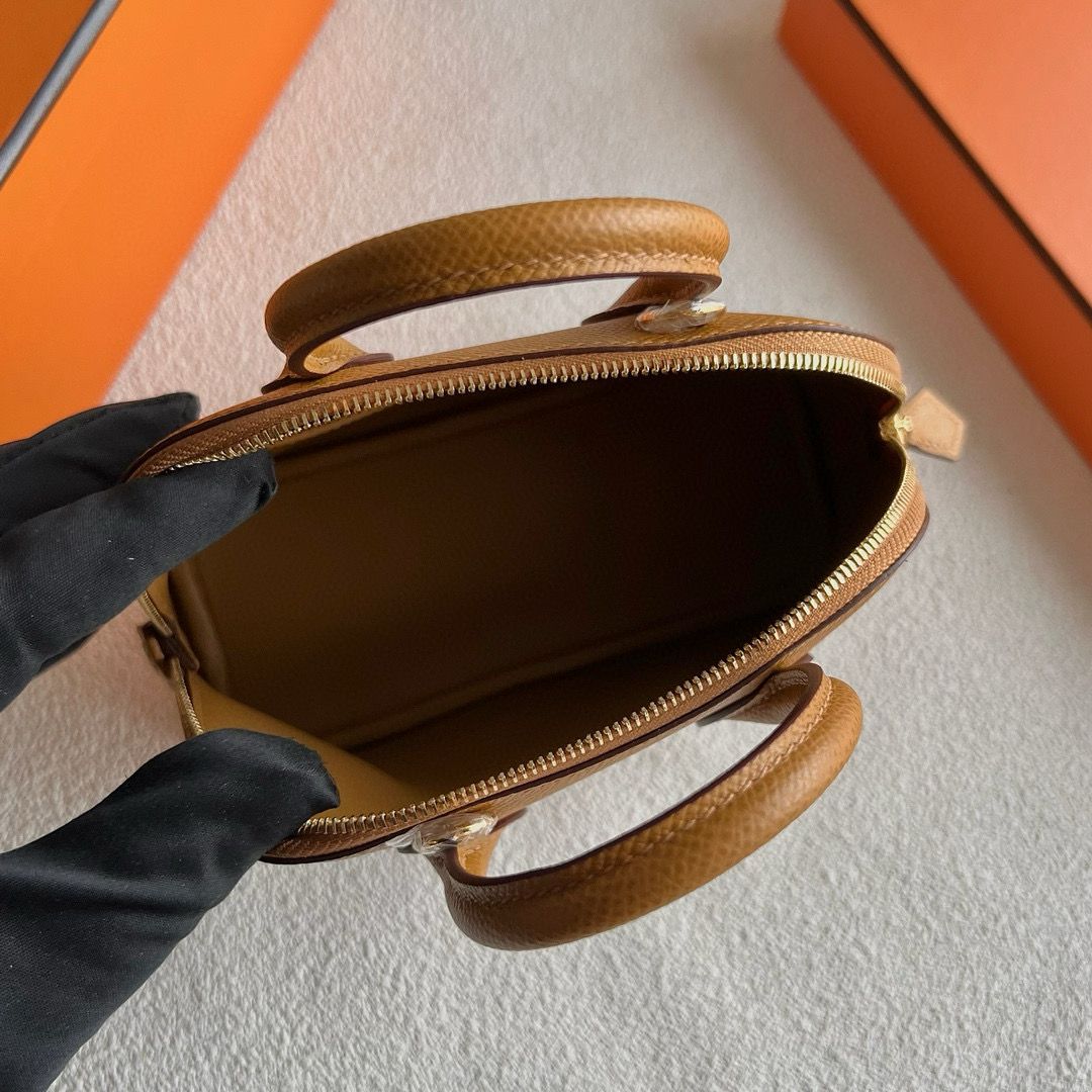 Hermes Bolide 1923 Mini Handmade Bag in Sesame Epsom Calfskin - Image 8