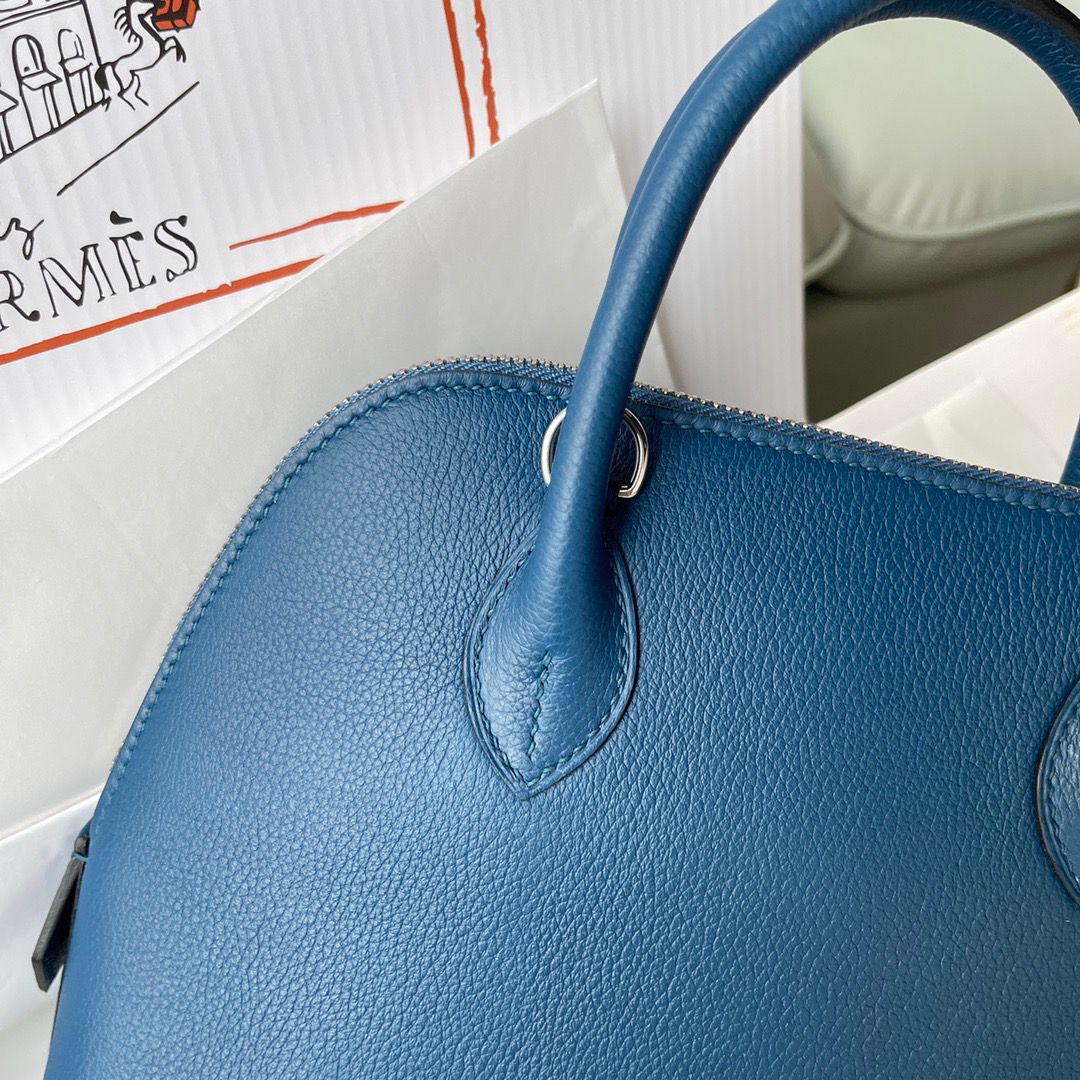 Hermes Bolide 1923 25 Handmade Bag In Deep Blue Evercolor Calfskin - Image 4
