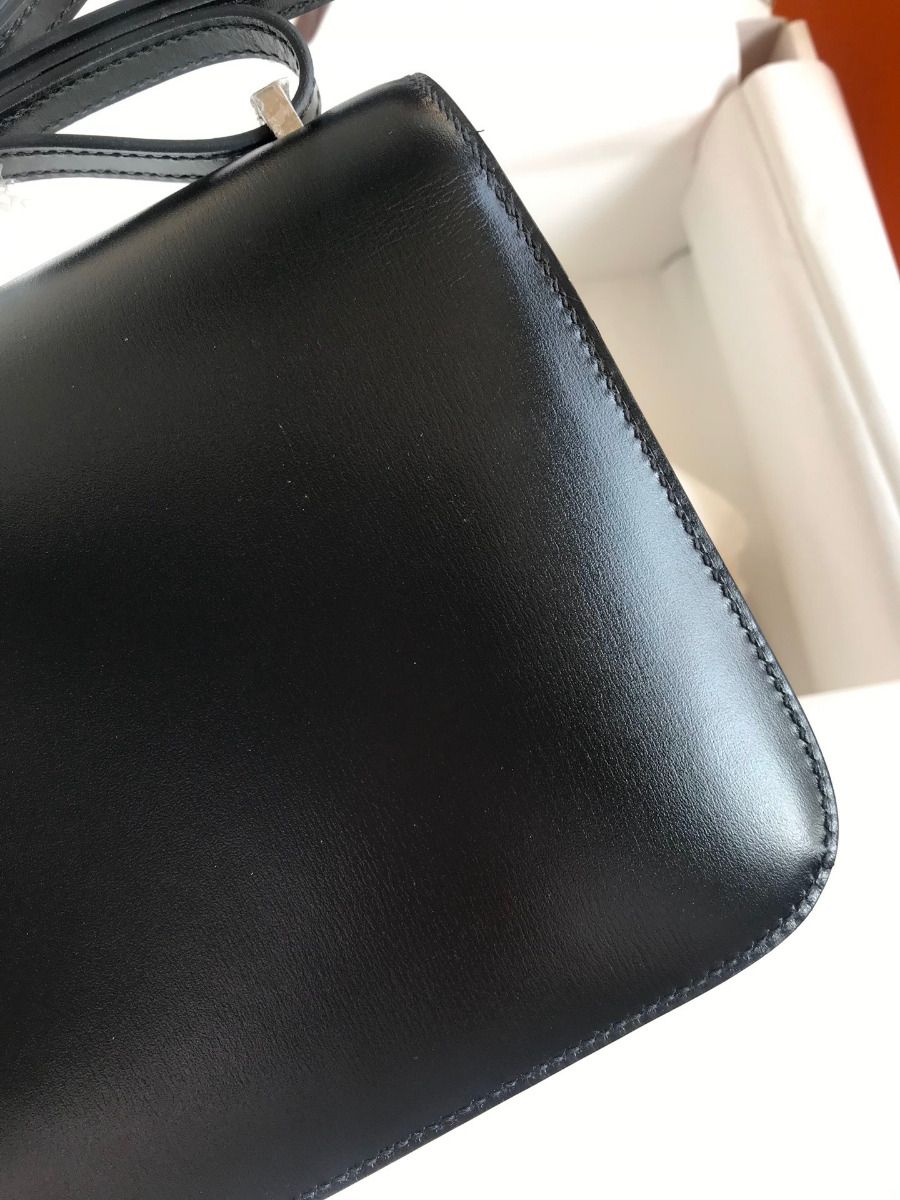 Hermes Constance 18 Handmade Bag In Black Box Calf Leather - Image 4
