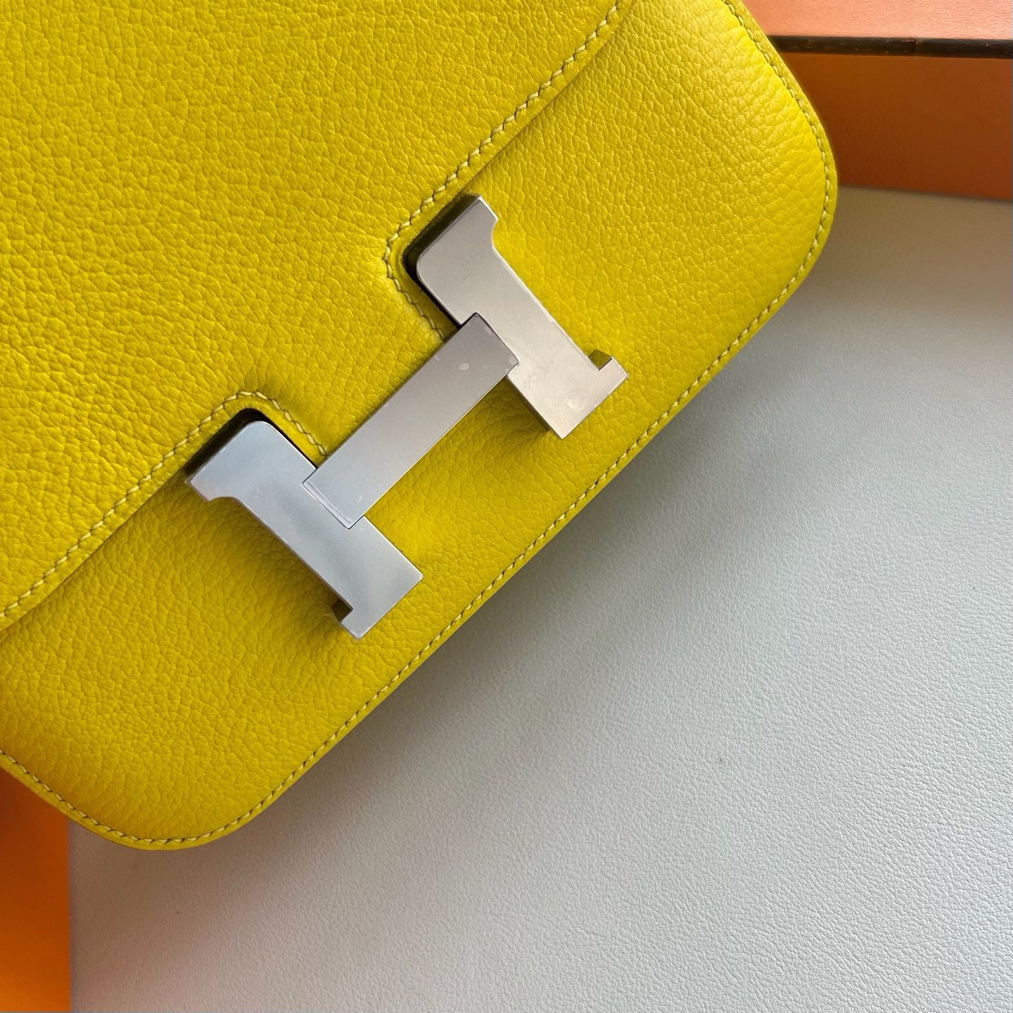 Hermes Constance 18 Handmade Bag in Jaune Naples Chevre Mysore Leather - Image 10
