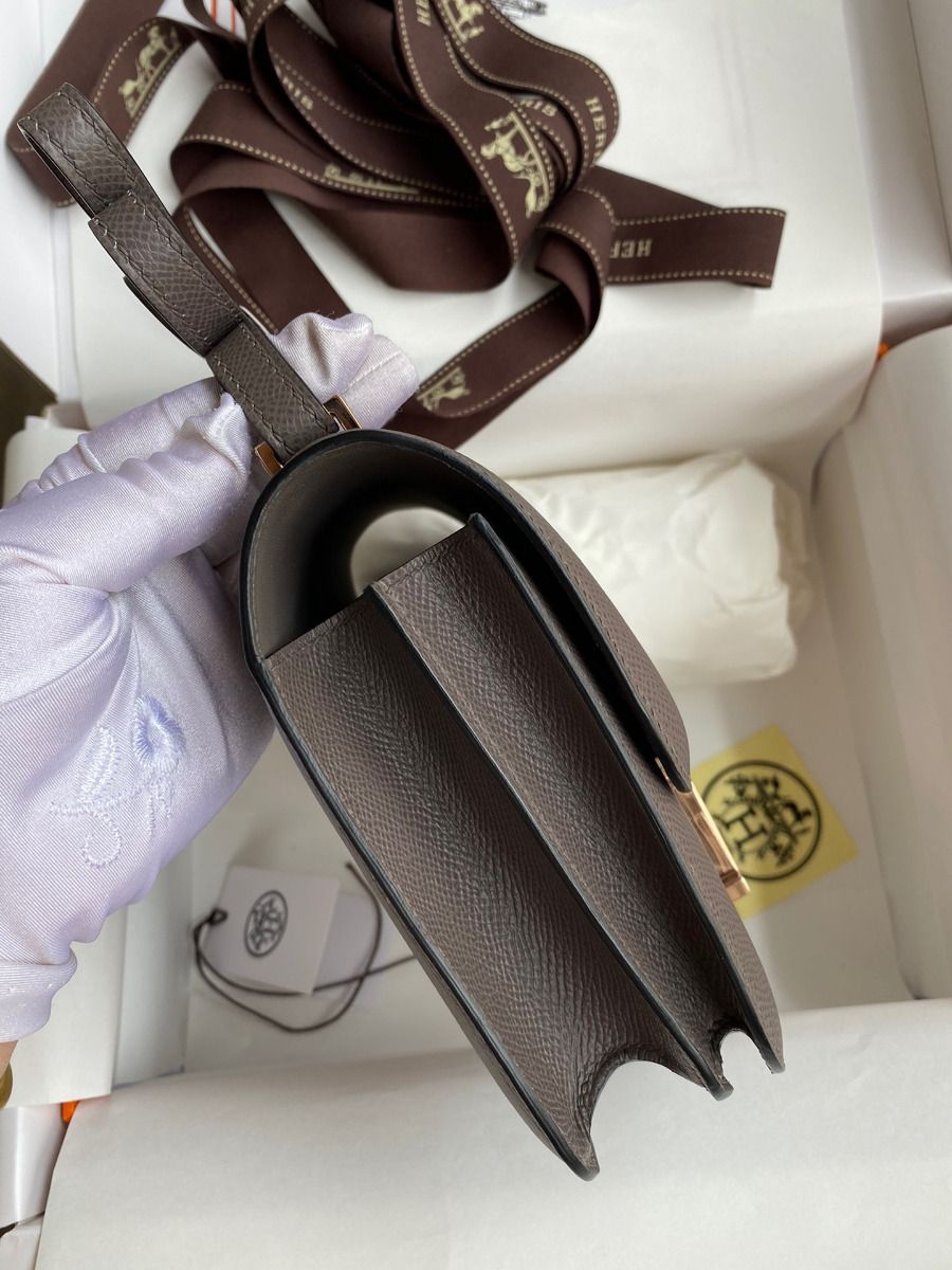 Hermes Constance 18 Handmade Bag In Etain Epsom Calfskin - Image 4