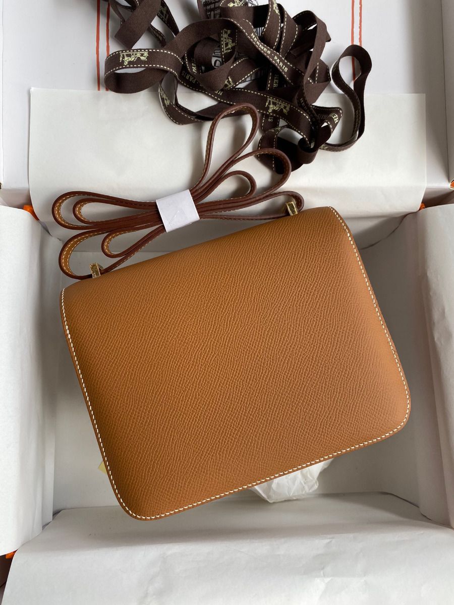 Hermes Constance 18 Handmade Bag In Gold Epsom Calfskin - Image 3