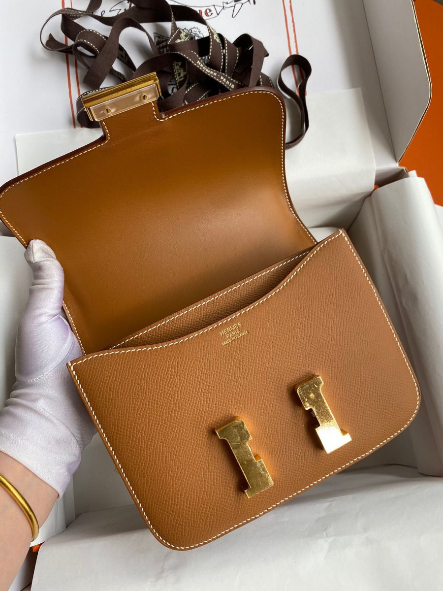 Hermes Constance 18 Handmade Bag In Gold Epsom Calfskin - Image 7