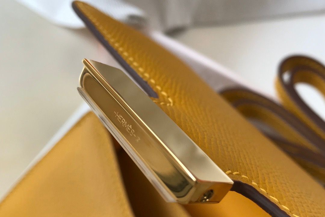 Hermes Constance 18 Handmade Bag In Jaune Ambre Epsom Calfskin - Image 10