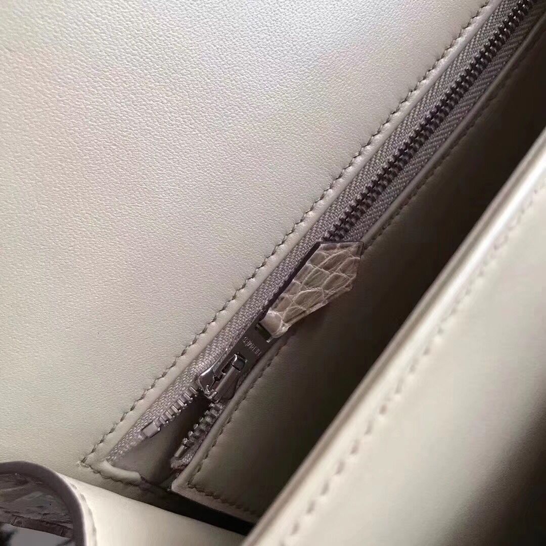 Hermes Constance 24 Handmade Bag In Poussiere Niloticus Crocodile - Image 5