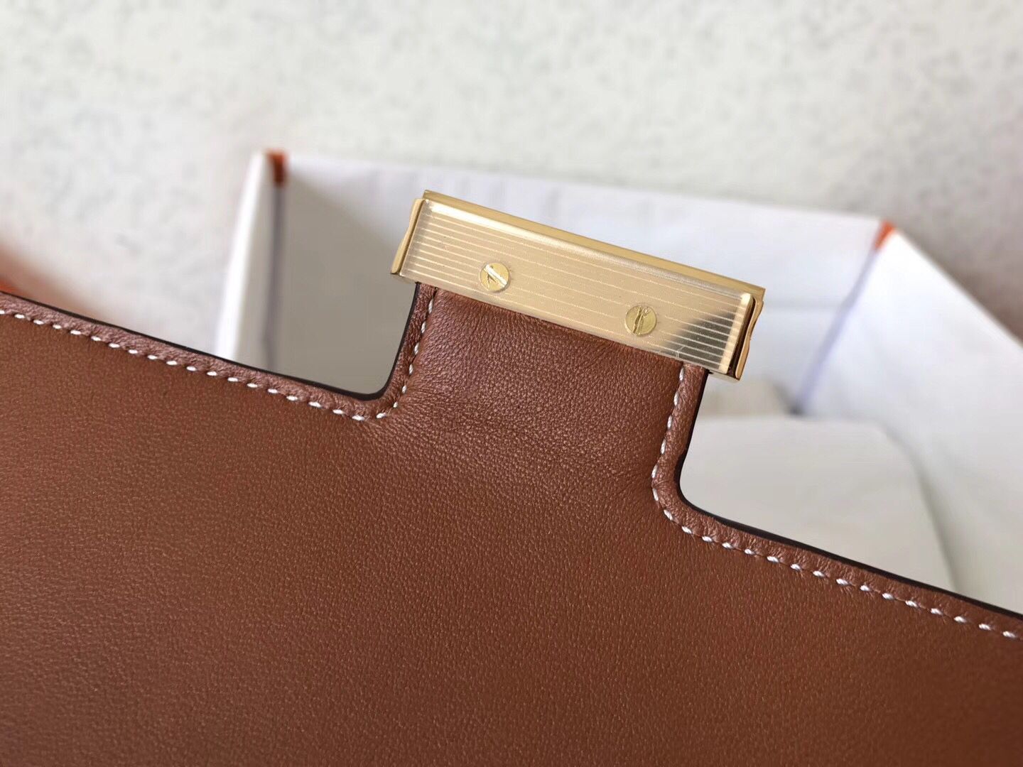 Hermes Constance 24 Handmade Bag In Gold Epsom Leather - Image 6