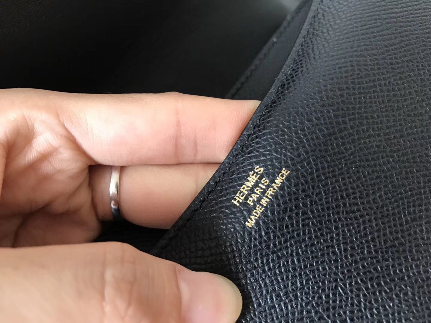 Hermes Constance 24 Handmade Bag In Black Epsom Leather - Image 9