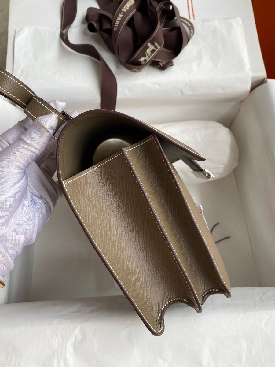 Hermes Constance 24 Handmade Bag In Taupe Epsom Calfskin - Image 4