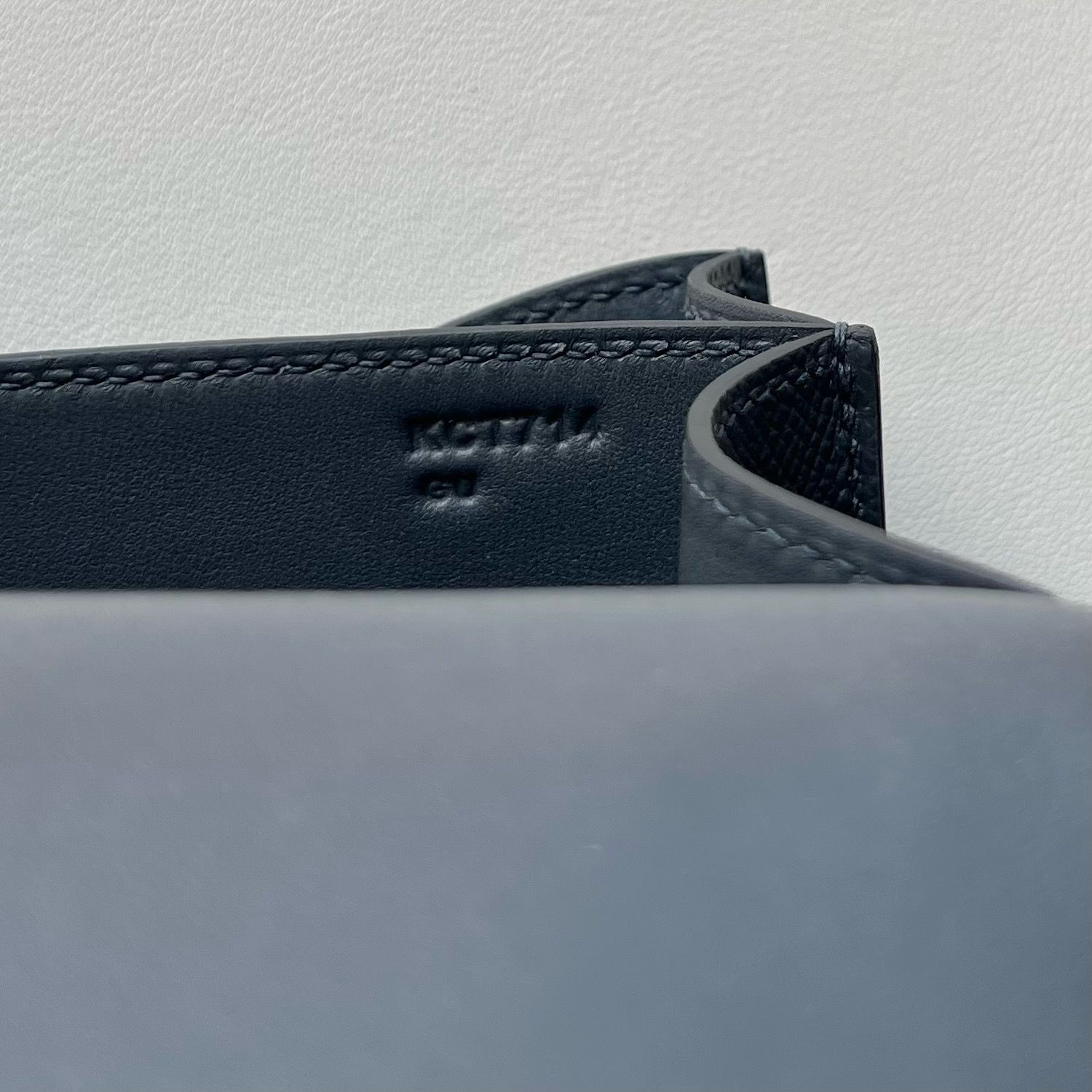 Hermes Constance 1-18 Mirror Bag in Gris Misty Epsom Calfskin - Image 8