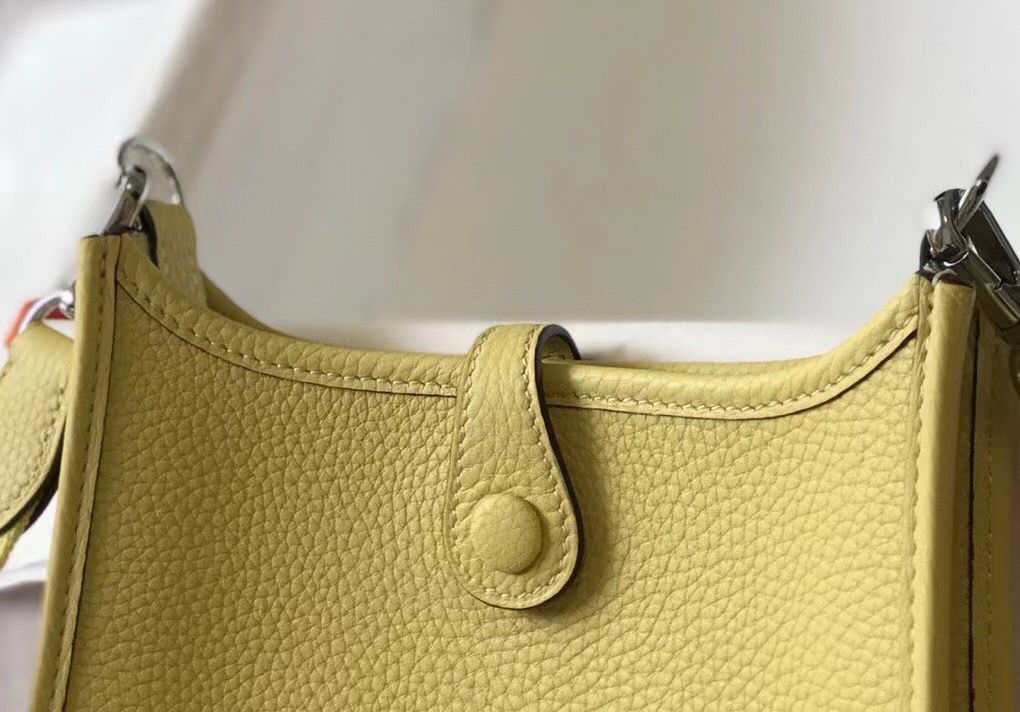 Hermes Evelyne III TPM Mini Bag In Jaune Poussin Clemence Leather - Image 9