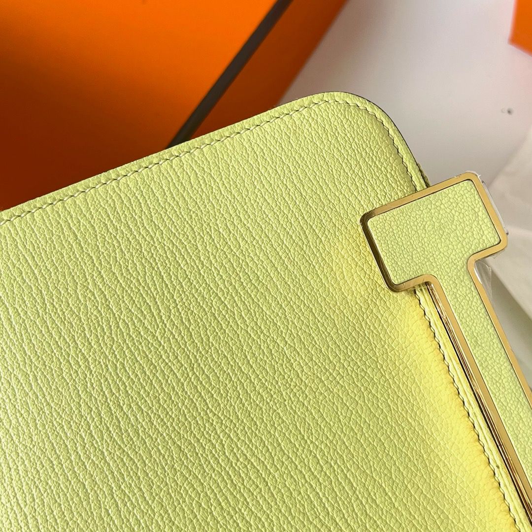 Hermes Geta Handmade Bag In Jaune Bourgeon Chevre Mysore Leather - Image 7
