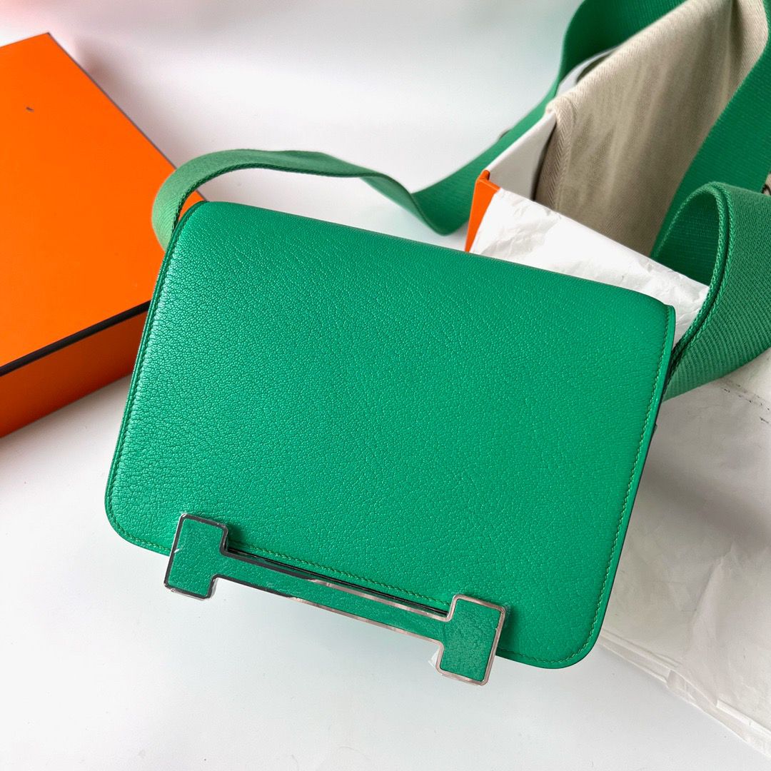 Hermes Geta Handmade Bag In Menthe Chevre Mysore Leather - Image 3