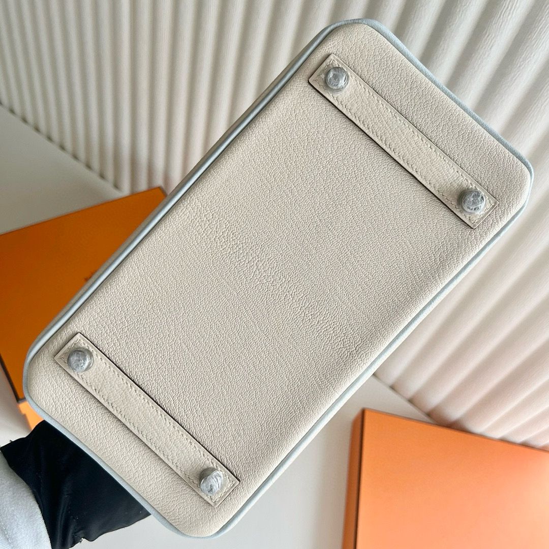 Hermes HSS Birkin 25 Bicolor Bag in Nata and Blue Brume Chevre Mysore Leather - Image 9