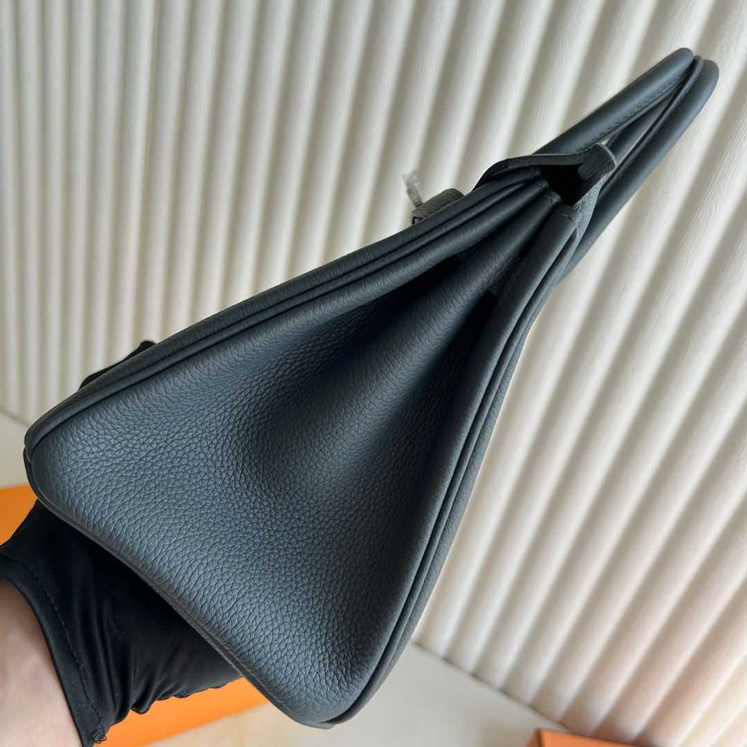 Hermes Birkin 25 Retourne Handmade Bag in Gris Misty Clemence Leather - Image 7