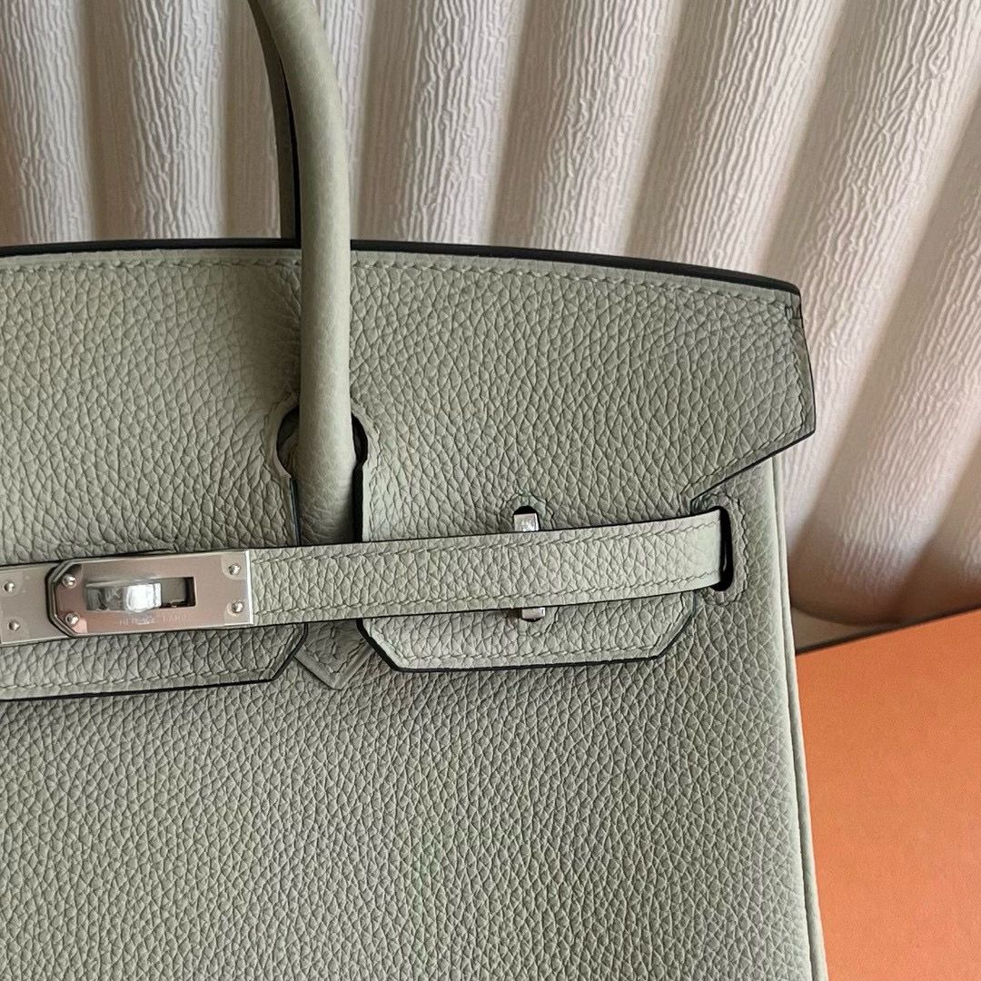 Hermes Birkin 25 Retourne Handmade Bag in Sauge Clemence Leather - Image 3
