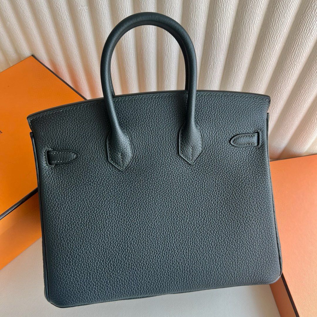Hermes Birkin 25 Retourne Handmade Bag in Vert Cypres Clemence Leather - Image 9