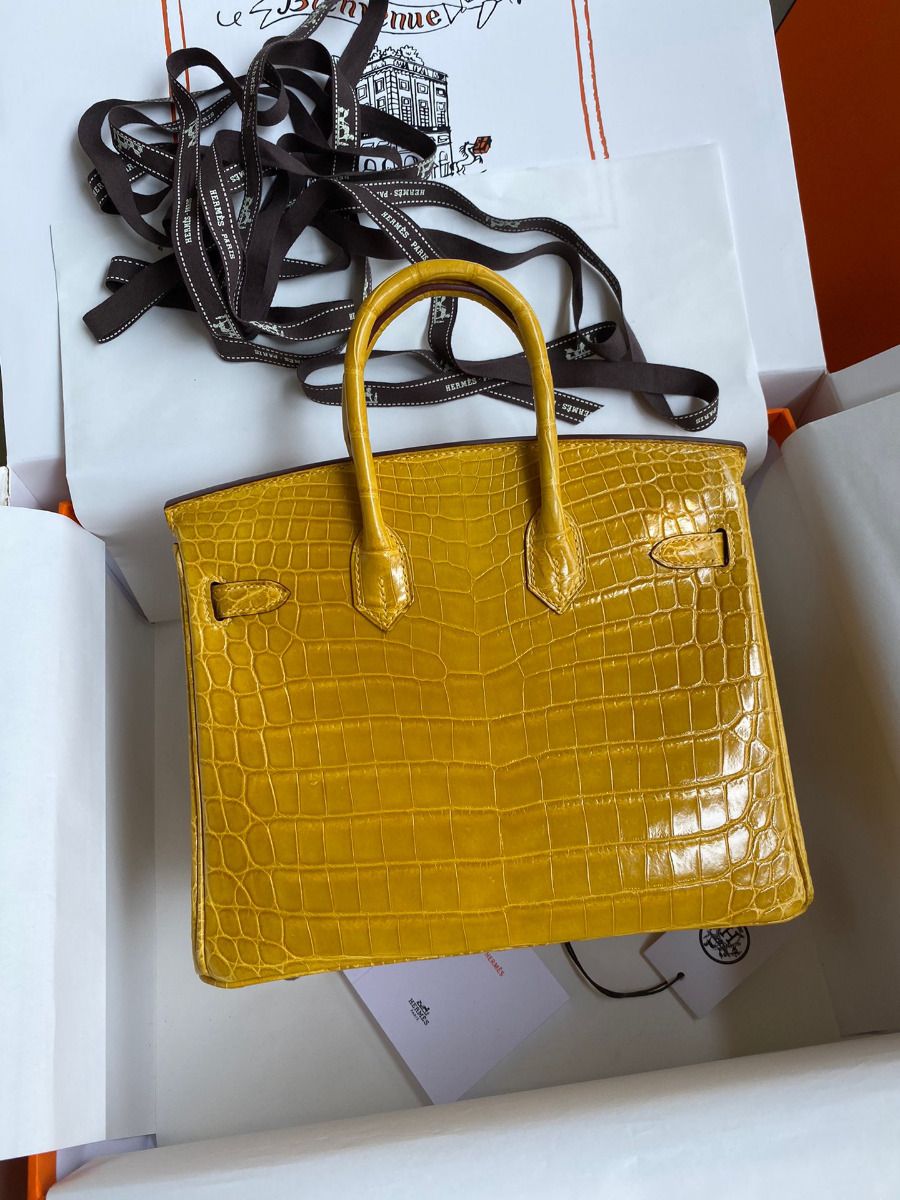 Hermes Birkin 25 Handmade Bag In Yellow Crocodile Niloticus Shiny Skin - Image 3