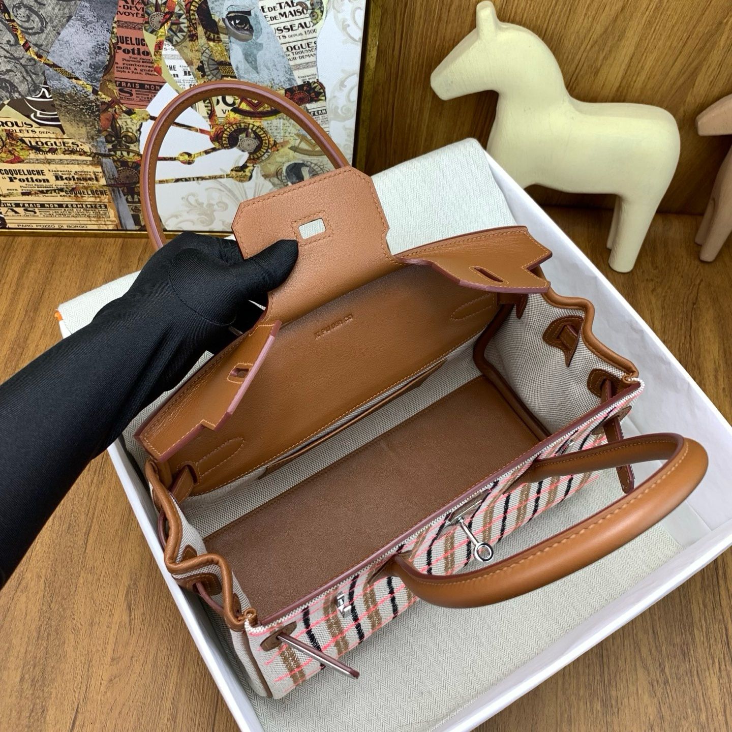 Hermes Shoulder Birkin Light 29 Bag in Toile and Gold Swift Calfskin - Image 9