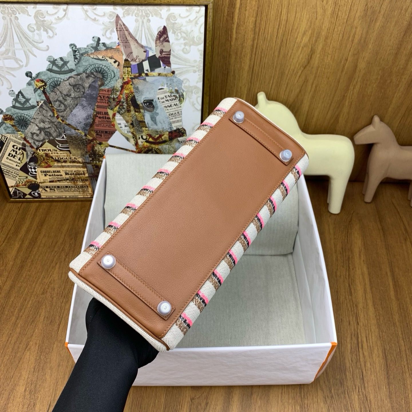 Hermes Shoulder Birkin Light 29 Bag in Toile and Gold Swift Leather - Image 5