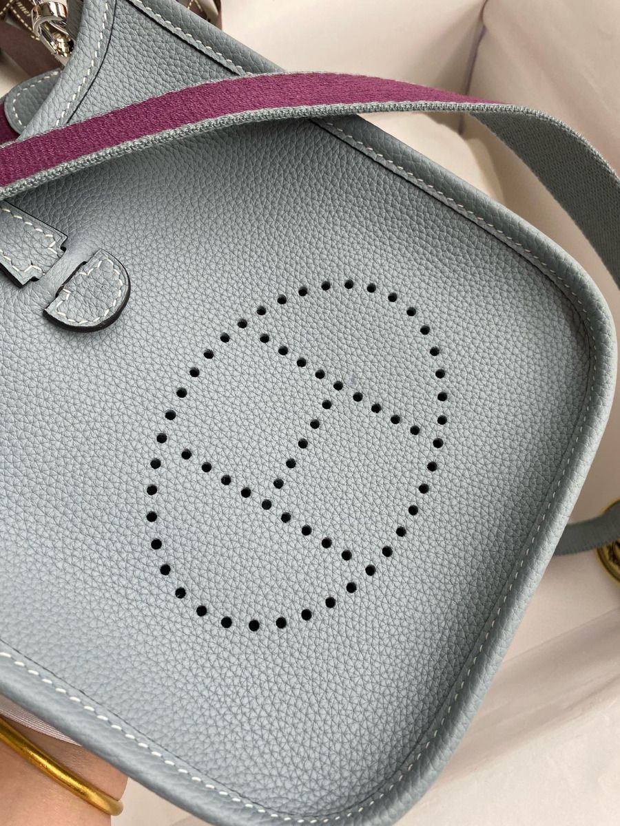 Hermes Evelyne Mini Handmade Bag in Blue Lin Clemence Leather - Image 4
