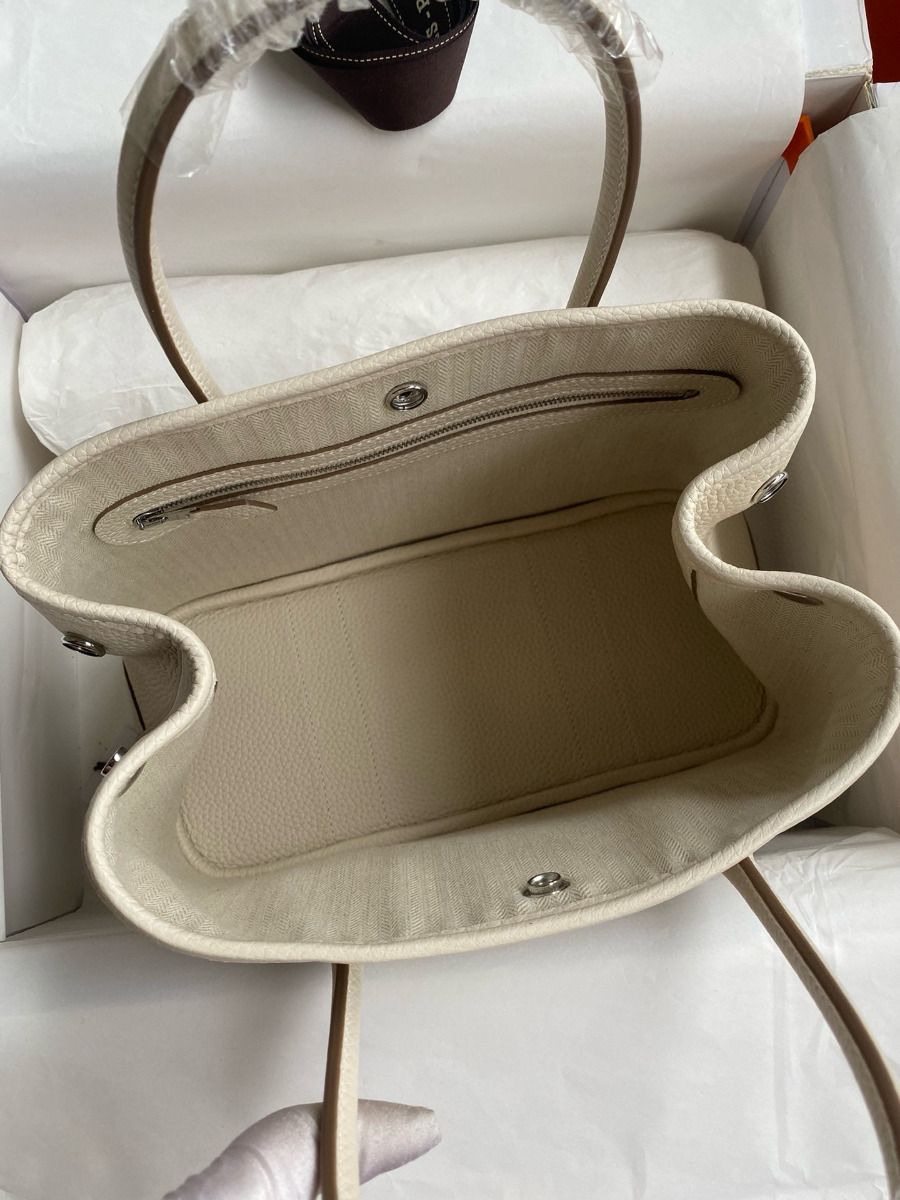 Hermes Garden Party 30 Handmade Bag in Craie Clemence Leather - Image 7