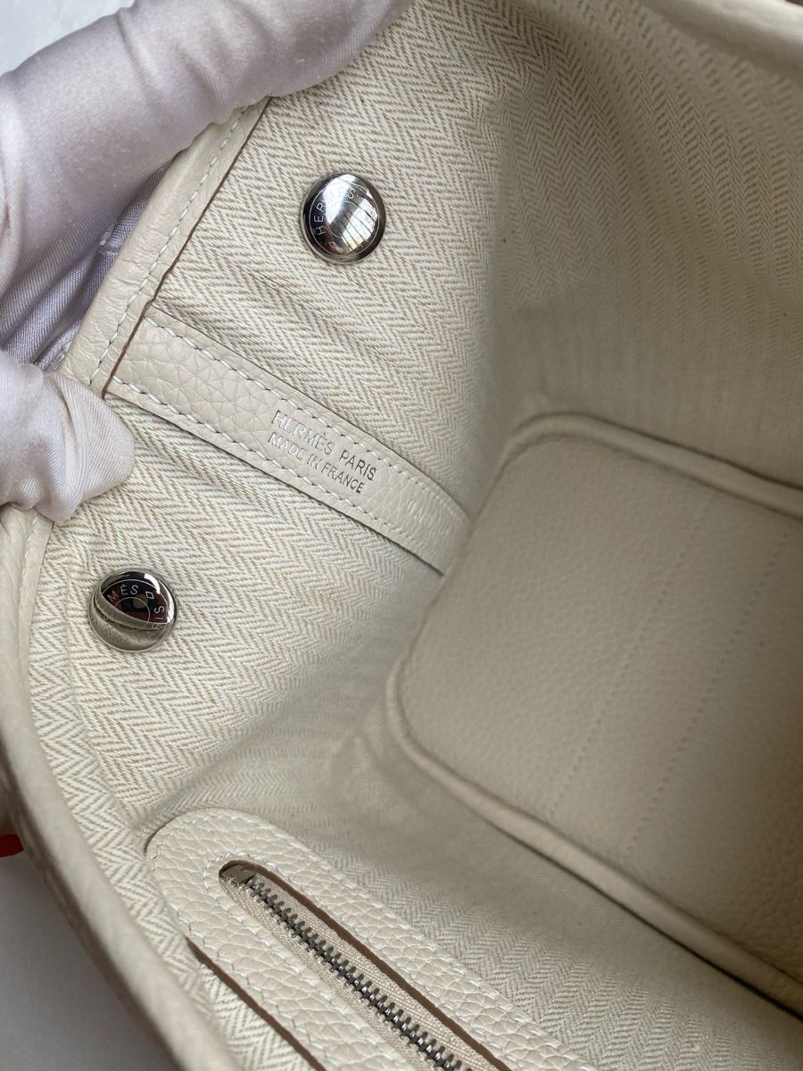 Hermes Garden Party 30 Handmade Bag in Craie Clemence Leather - Image 8