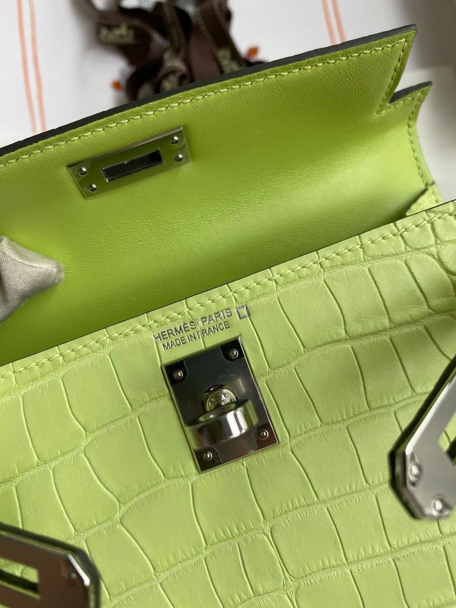 Hermes Kelly Mini II Sellier Handmade Bag In Jaune Bourgeon Matte Alligator Leather - Image 9
