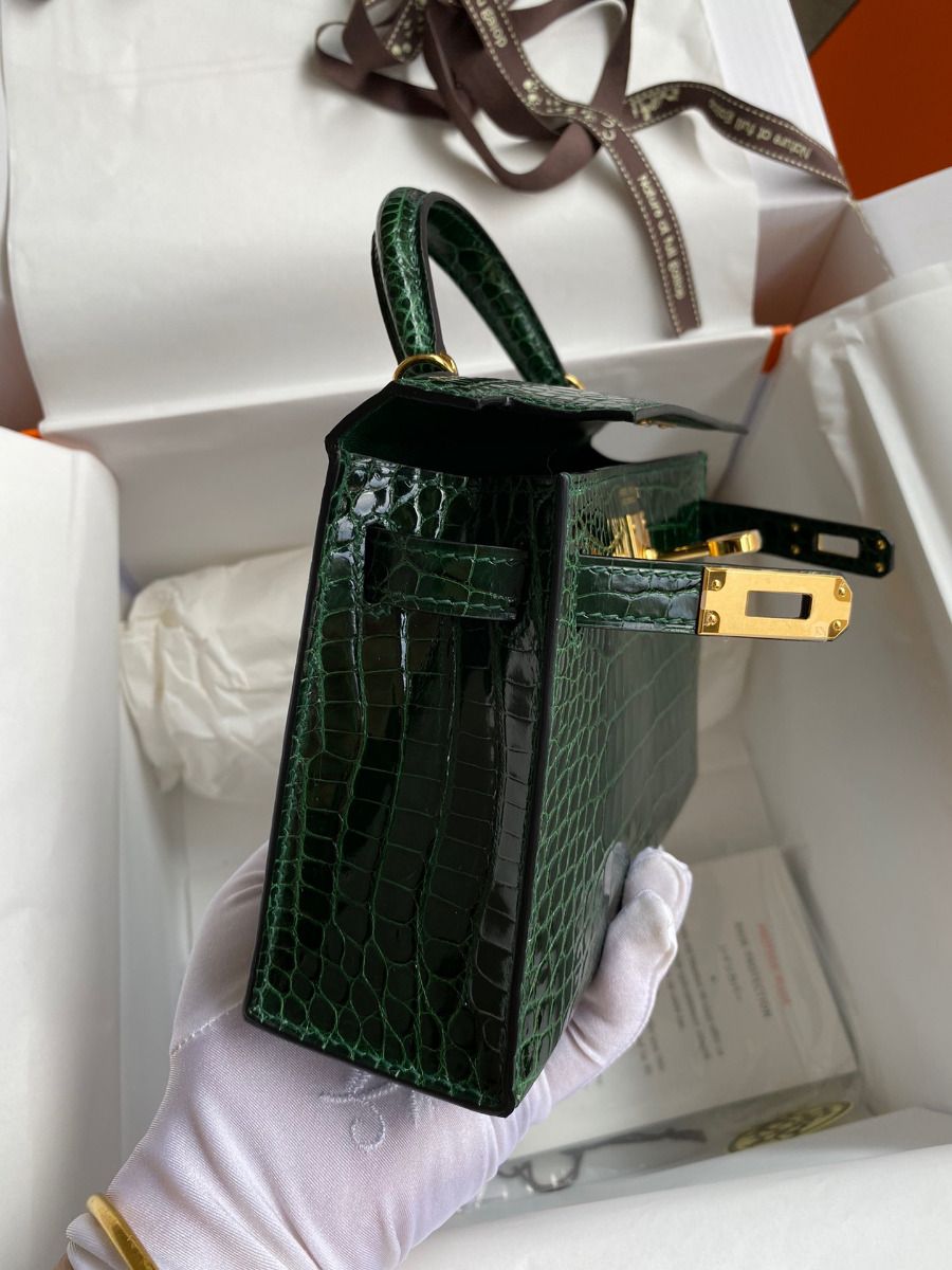 Hermes Kelly Mini II Sellier Handmade Bag In Malachite Shiny Alligator Leather - Image 8