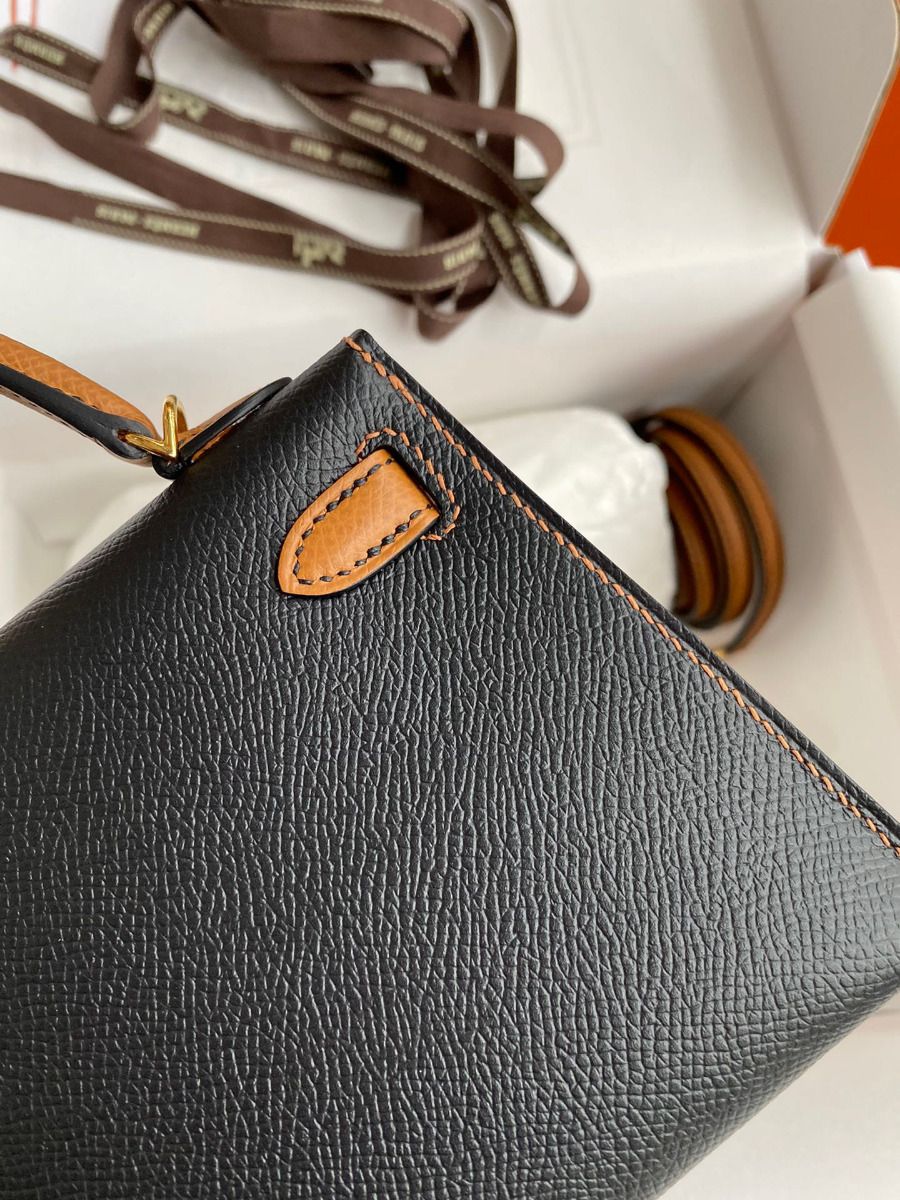 Hermes Kelly Mini II Sellier Bicolor Handmade Bag in Black and Gold Epsom Calfskin - Image 6