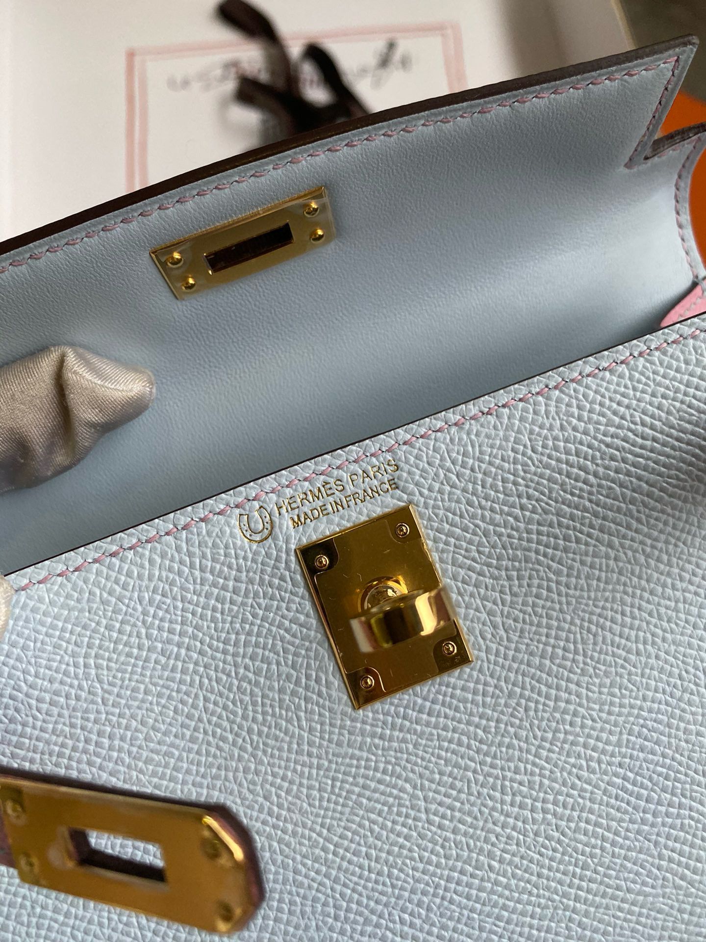 Hermes Kelly Mini II Sellier Bicolor Handmade Bag in Blue Brume and Mauve Sylvestre Epsom Calfskin - Image 9