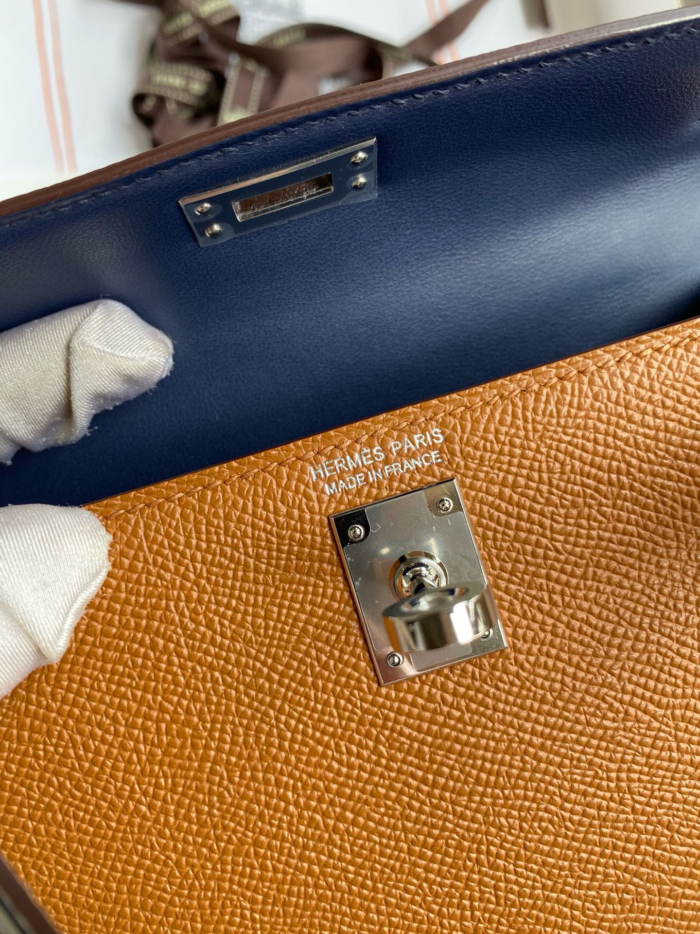 Hermes HSS Kelly Mini II Sellier Tri-color Bag in Gold/Craie/Black Epsom Calfskin - Image 9