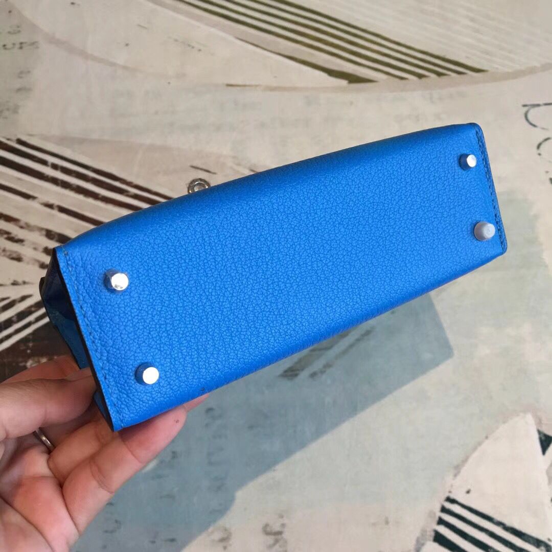 Hermes Kelly Mini II Handmade Bag In Blue Chevre Leather - Image 7