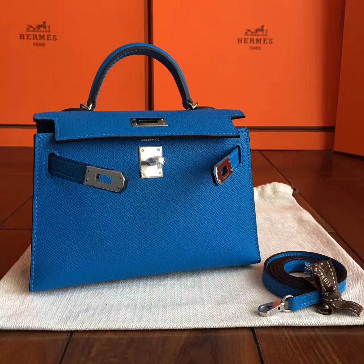 Hermes Kelly Mini II Handmade Bag In Blue Izmir Epsom Leather - Image 4