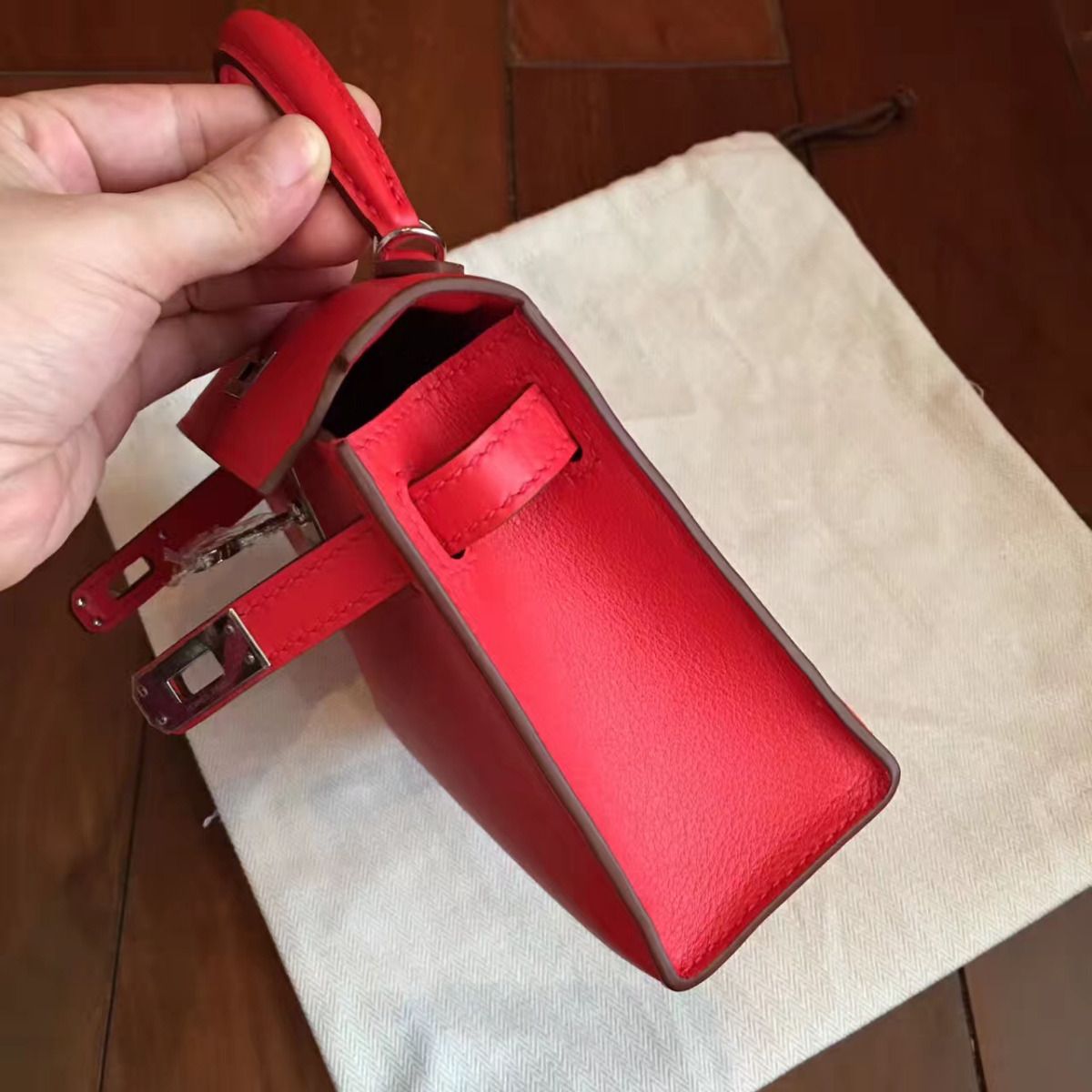 Hermes Kelly Mini II Handmade Bag In Red Swift Calfskin - Image 7