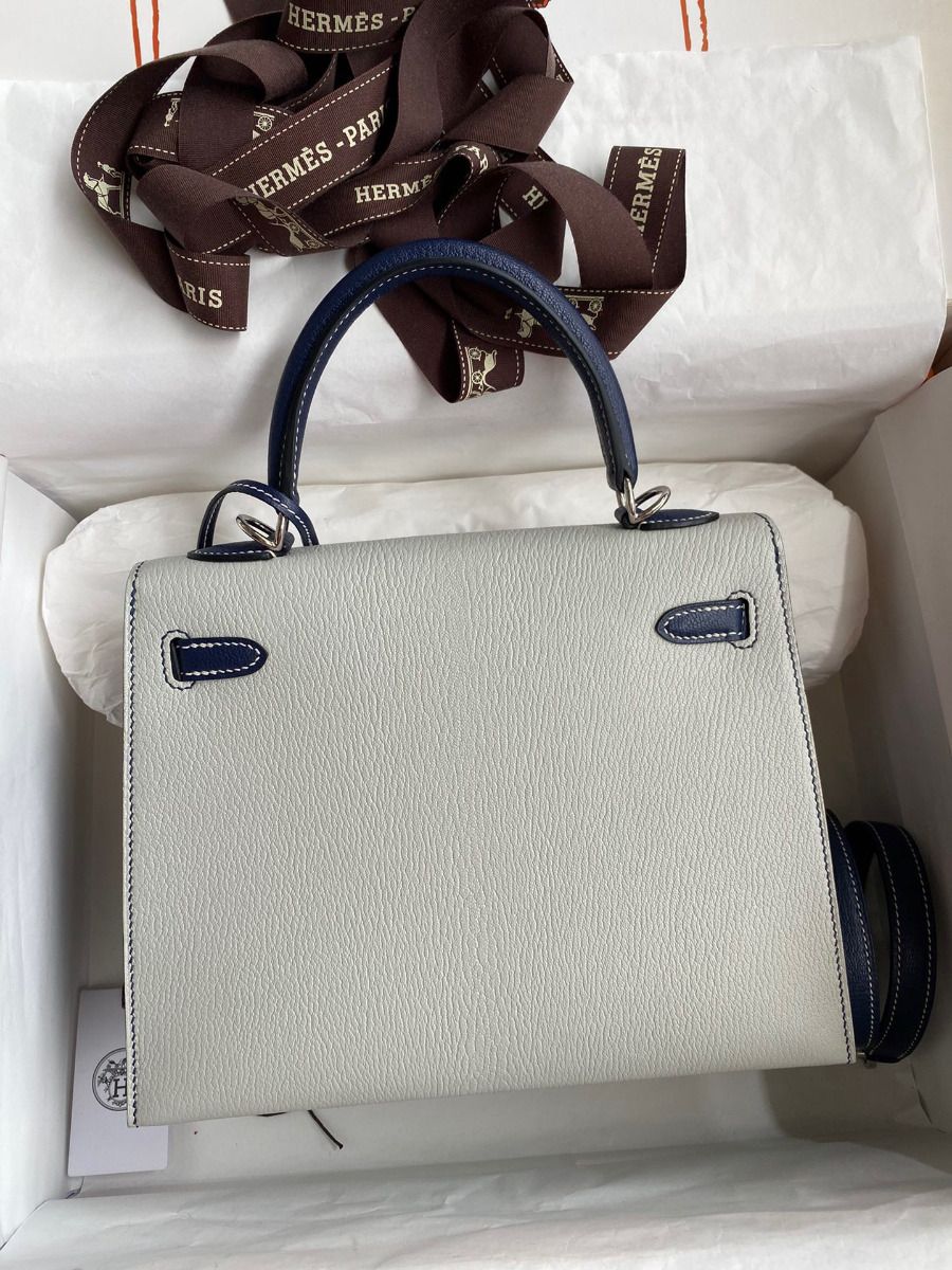 Hermes Kelly Sellier 25 Bicolor Bag in Pearl Grey and Blue Mysore Goatskin - Image 3