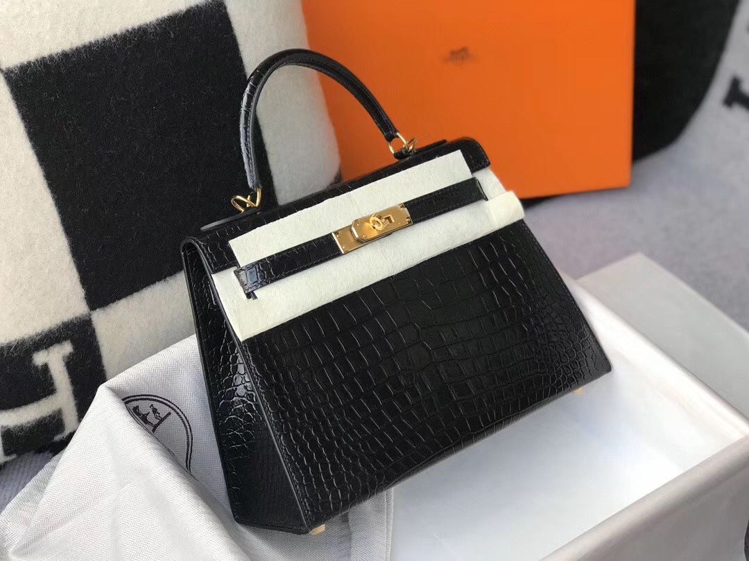 Hermes Kelly 25cm Handmade Bag In Black Embossed Crocodile Leather - Image 3