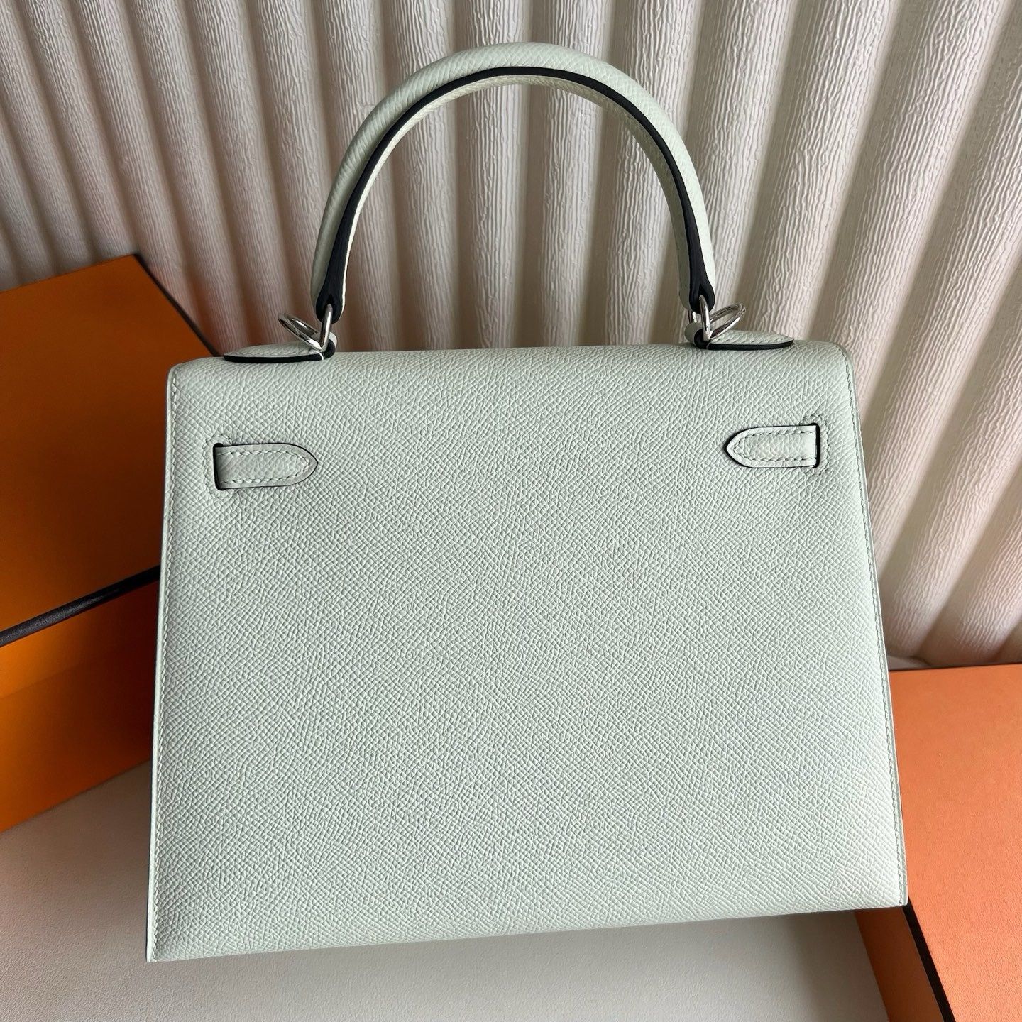 Hermes Kelly Sellier 25 Handmade Bag in Vert Fizz Epsom Calfskin - Image 8