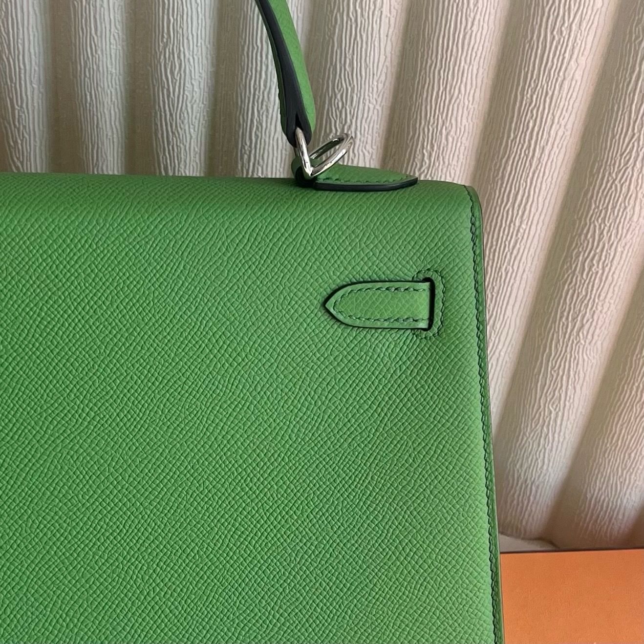 Hermes Kelly Sellier 25 Handmade Bag in Vert Yucca Epsom Calfskin - Image 6