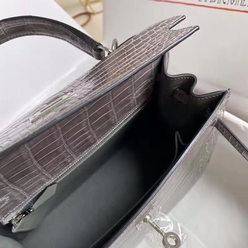 Hermes Kelly Retourne 25 Handmade Bag In Taupe Crocodile Niloticus Shiny Skin - Image 7