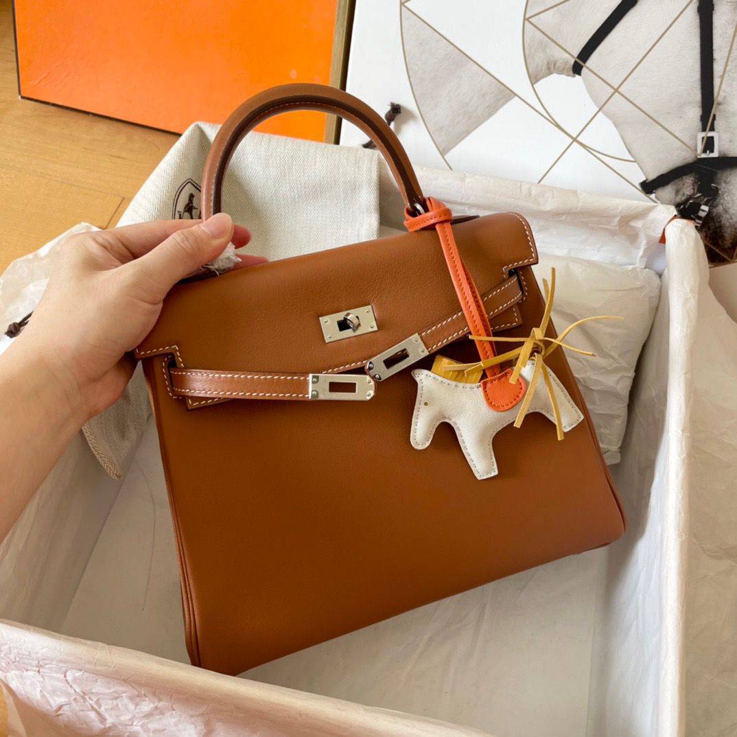 Hermes Kelly Retourne 25 Handmade Bag In Gold Swift Calfskin - Image 9