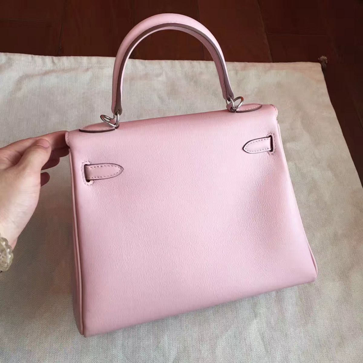 Hermes Kelly 25cm Retourne Handmade Bag In Rose Dragee Swift Leather - Image 3
