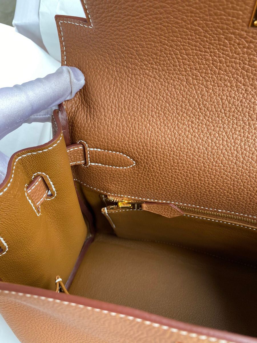 Hermes Kelly Retourne 28 Handmade Bag In Gold Clemence Leather - Image 10