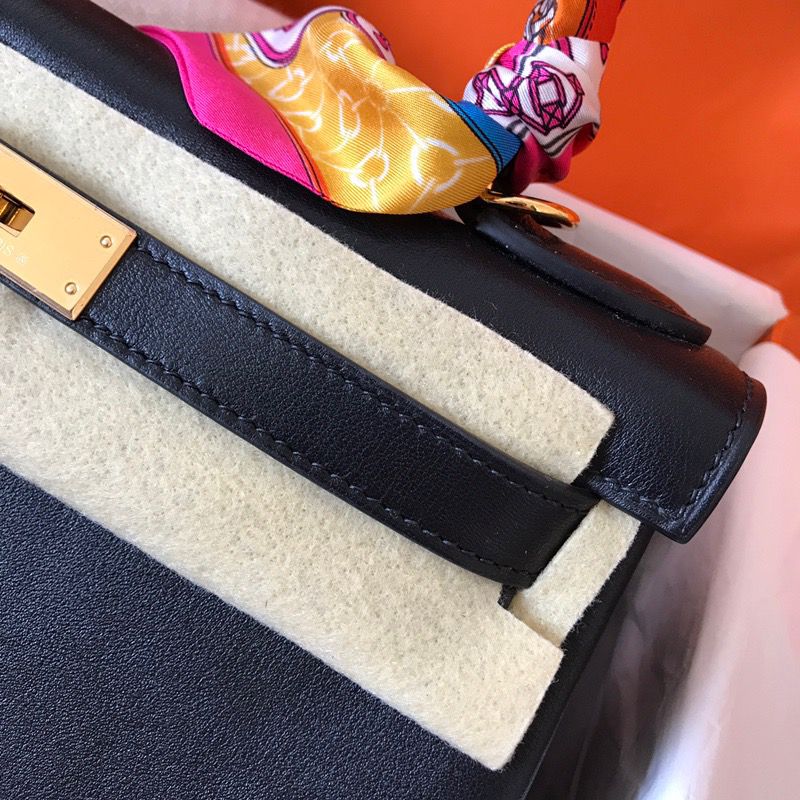 Hermes Kelly Retourne 28 Handmade Bag In Black Swift Calfskin - Image 5