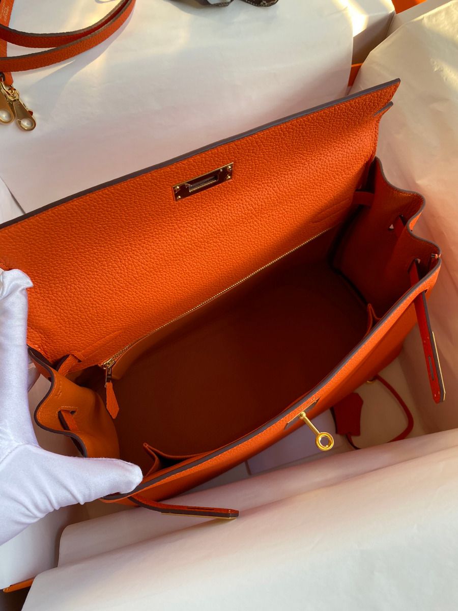 Hermes Kelly Retourne 32 Handmade Bag In Orange Clemence Leather - Image 7