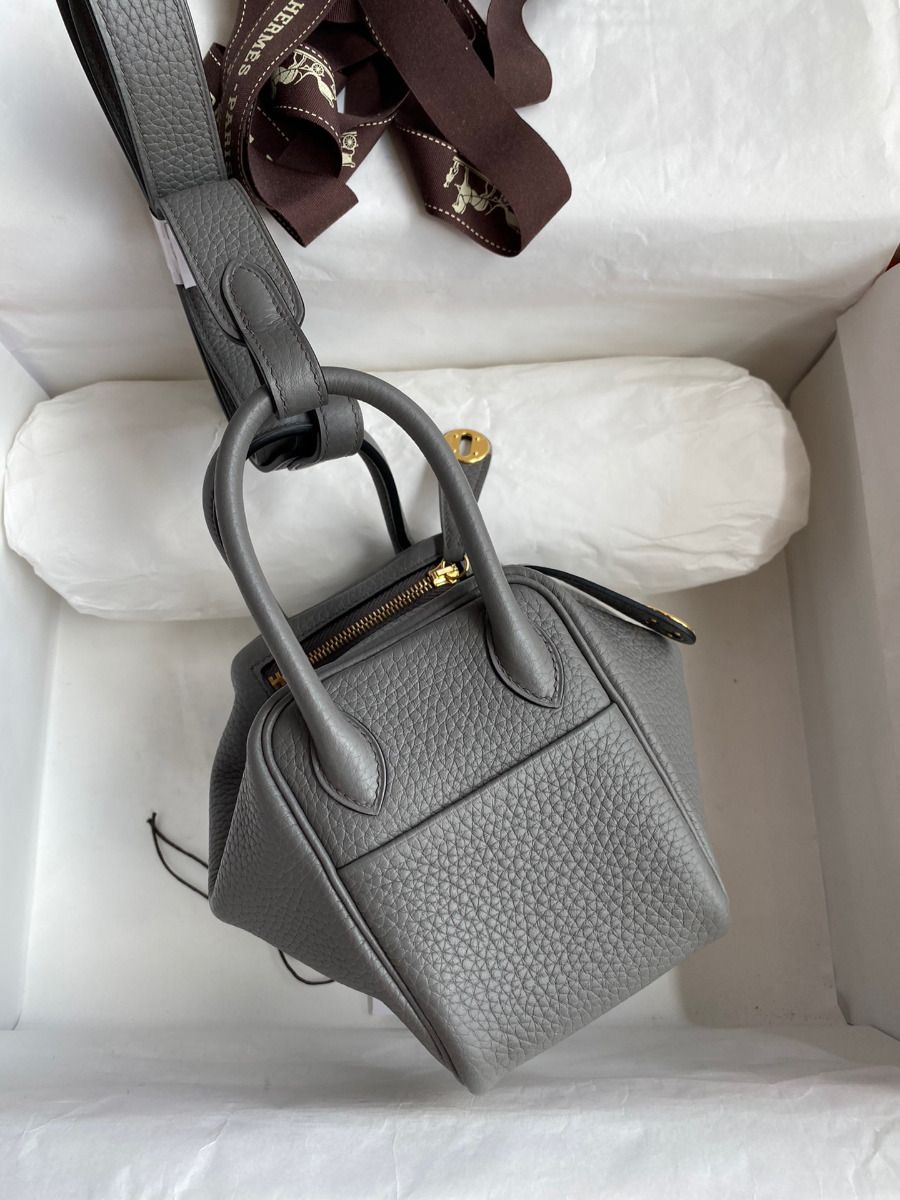 Hermes Mini Lindy Handmade Bag In Gris Meyer Clemence Leather - Image 3