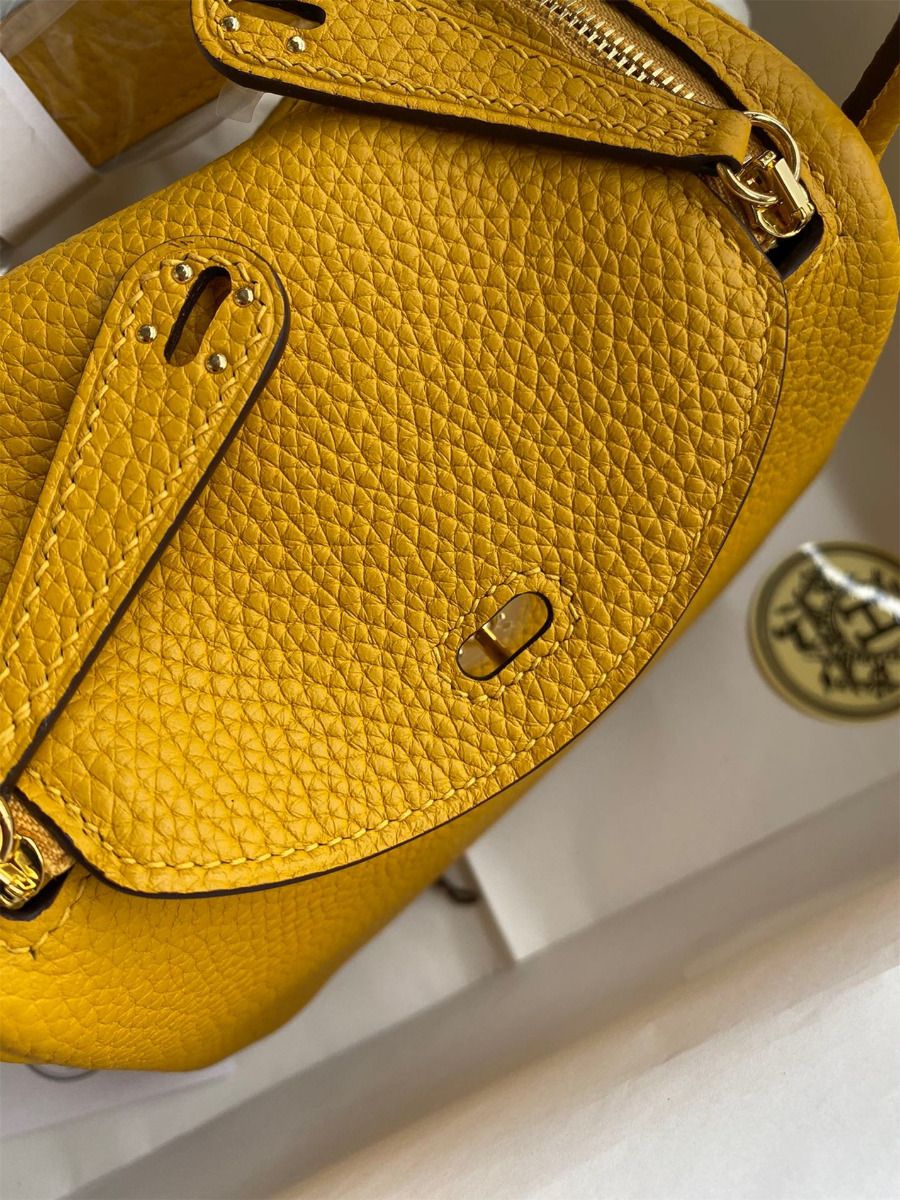 Hermes Mini Lindy Handmade Bag In Jaune Ambre Clemence Leather - Image 6