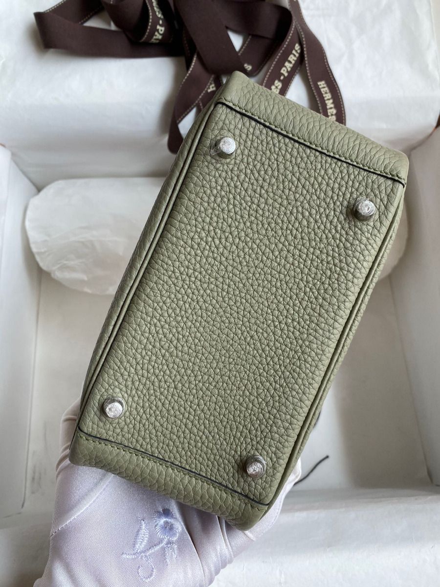 Hermes Mini Lindy Handmade Bag In Sauge Clemence Leather - Image 7