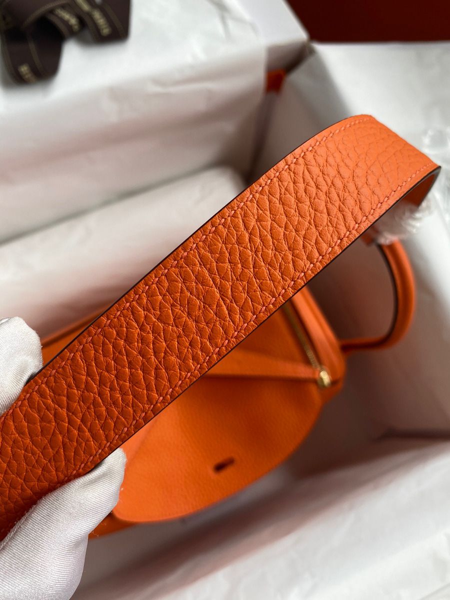 Hermes Lindy 26 Handmade Bag In Orange Clemence Leather - Image 8