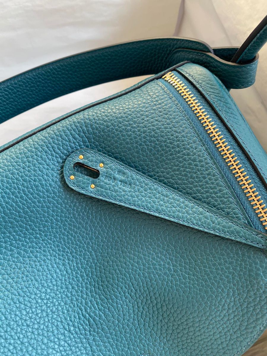 Hermes Lindy 30 Handmade Bag In Vert Bosphore Clemence Leather - Image 6