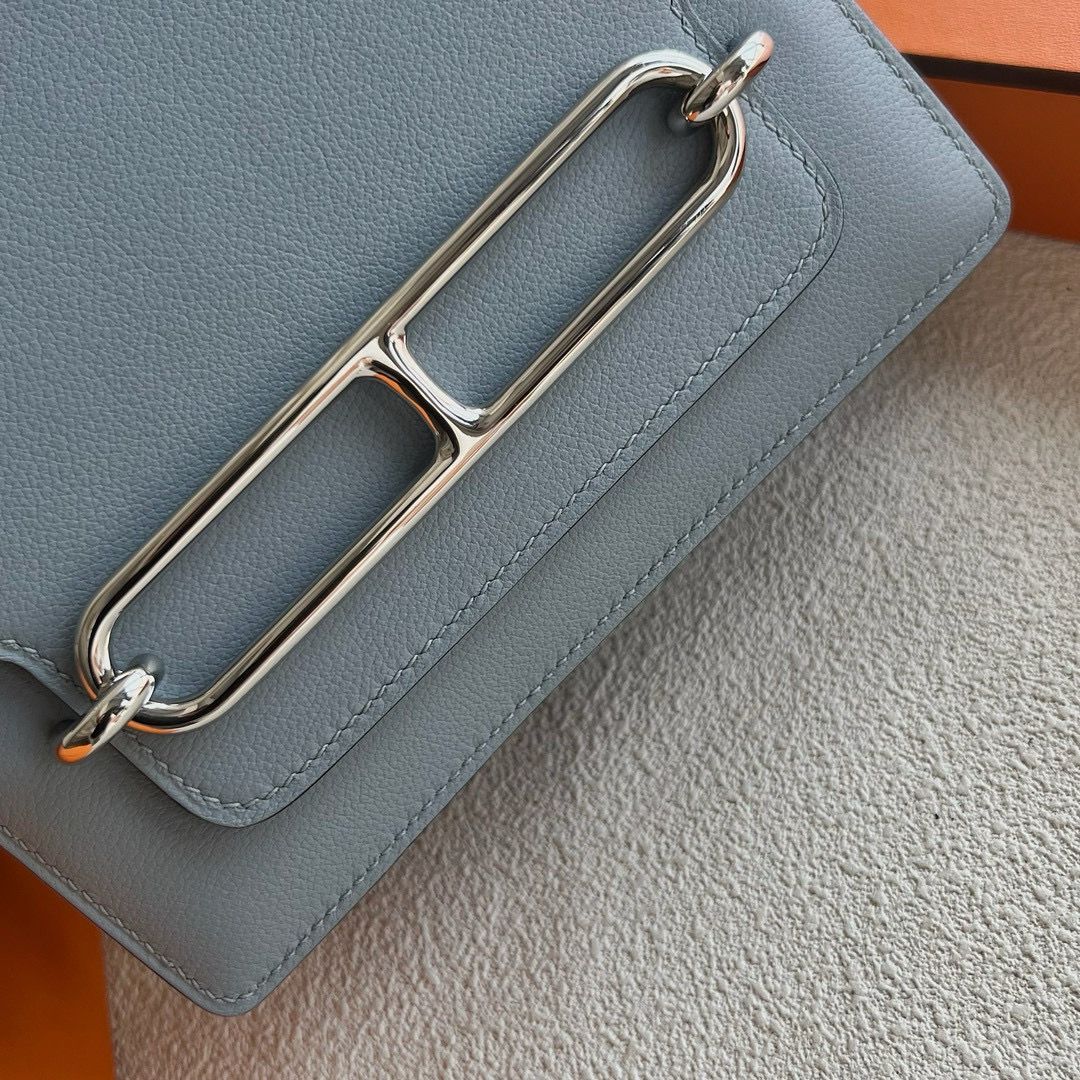 Hermes Roulis Mini 18 Bag in Blue Lin Evercolor Calfskin - Image 3